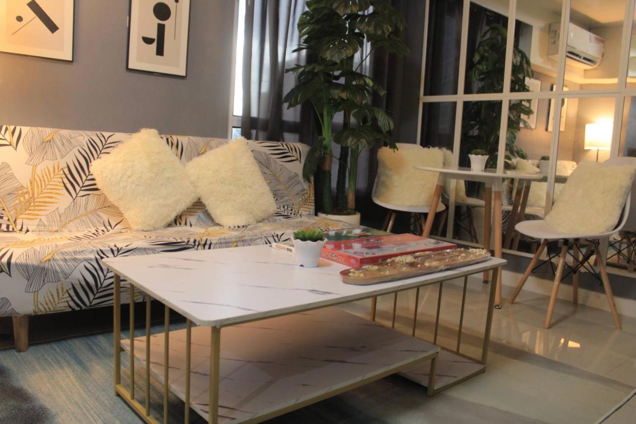 A2J Bgc Luxury 2Br Loft Near Burgos Circle, Malls مانيلا المظهر الخارجي الصورة